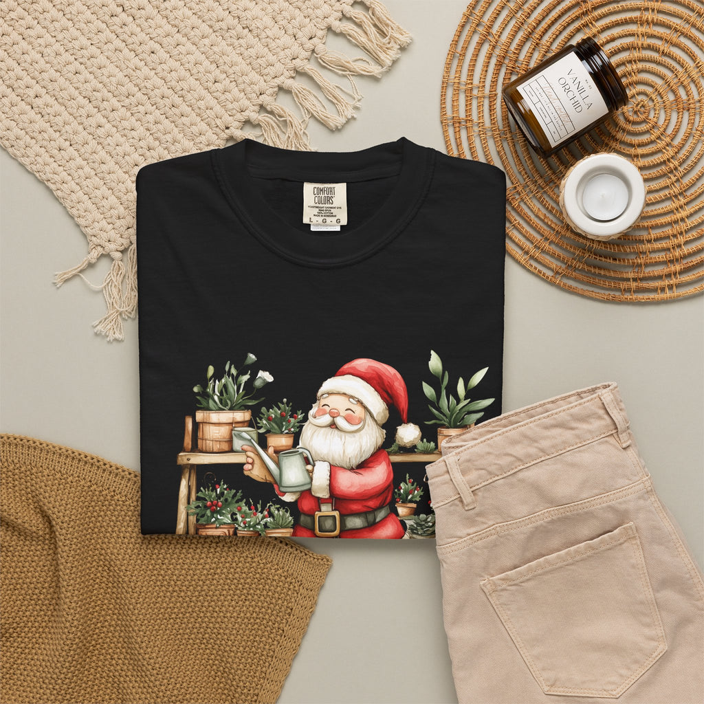 Santa Plants Tee